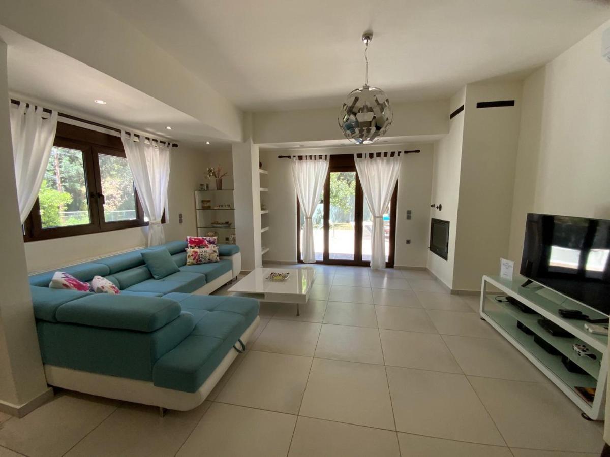 Pura Vida Villa Rodakino Exterior photo